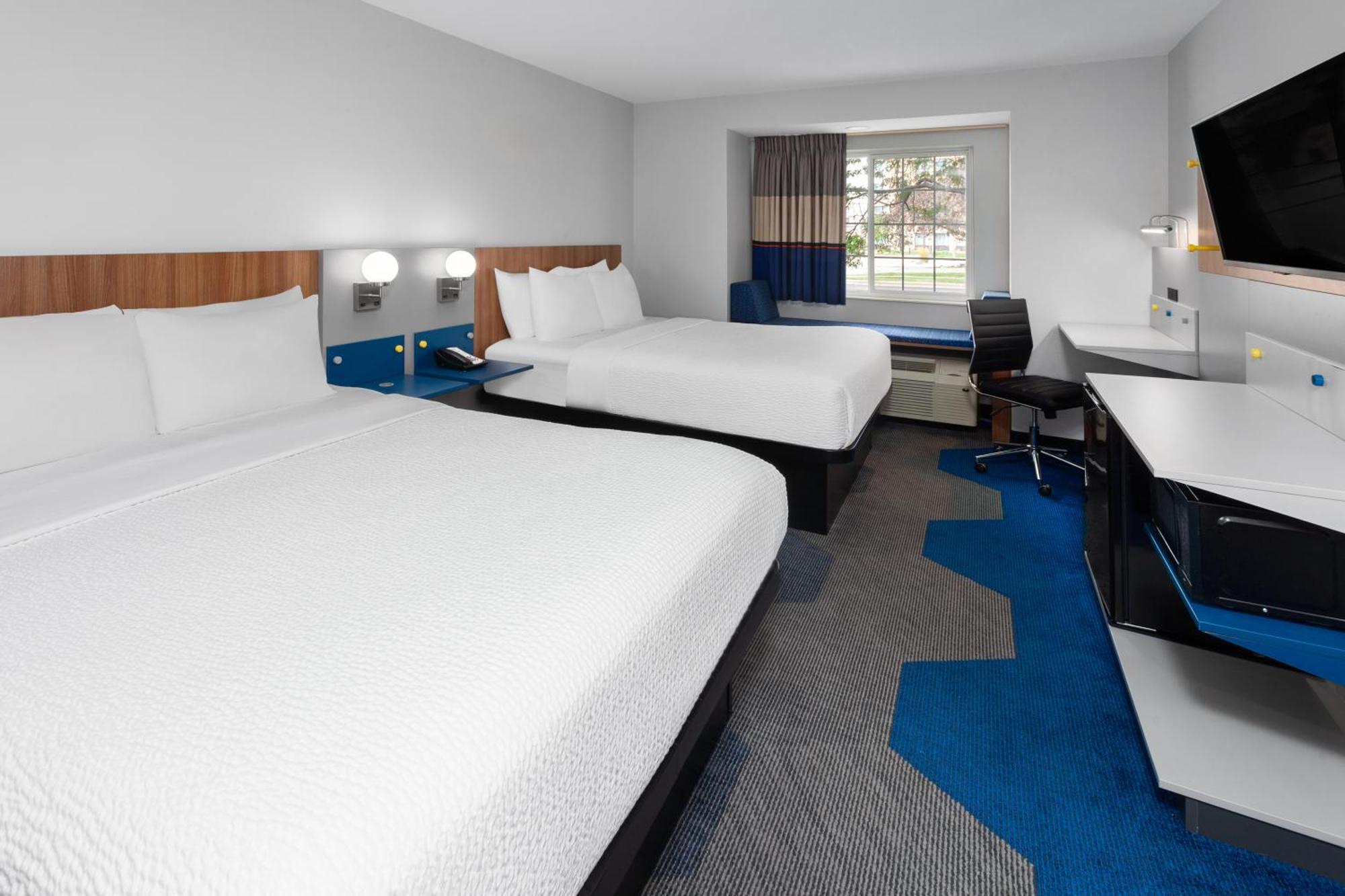 Microtel Inn By Wyndham Janesville Εξωτερικό φωτογραφία